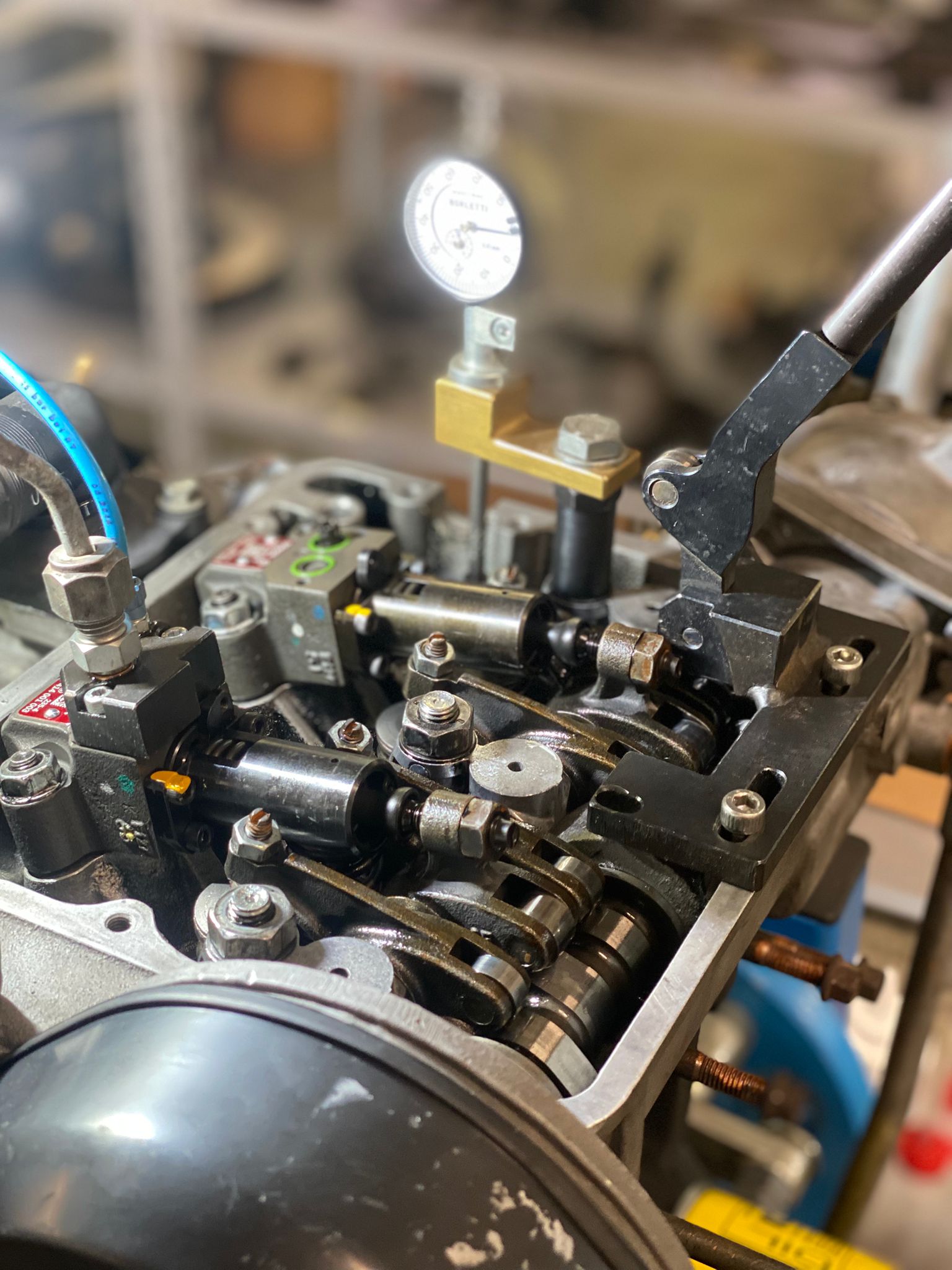 controllo albero camme comparatore